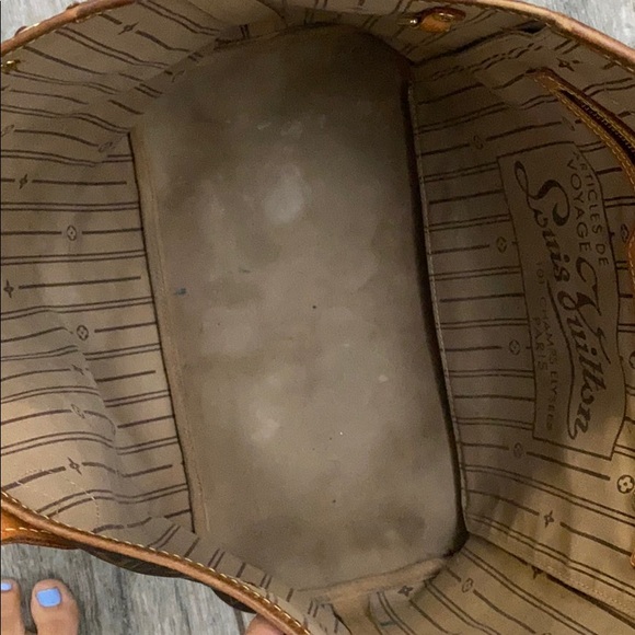 ❌SOLD❌ Louis Vuitton Neverfull MM - Picture 7 of 7